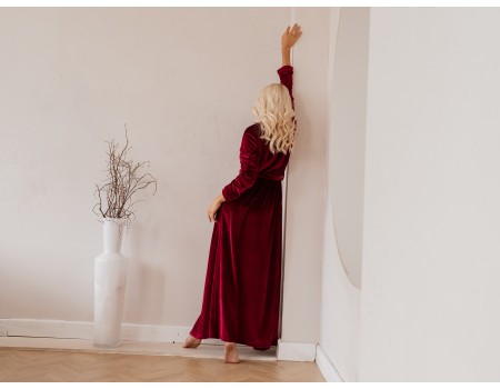 Claret velvet robe 