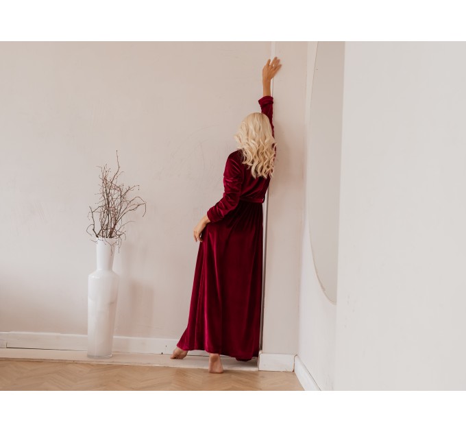 Velvet Long Robe, bride robe, bridesmaids robes, womens velvet robe, long velour robe. 