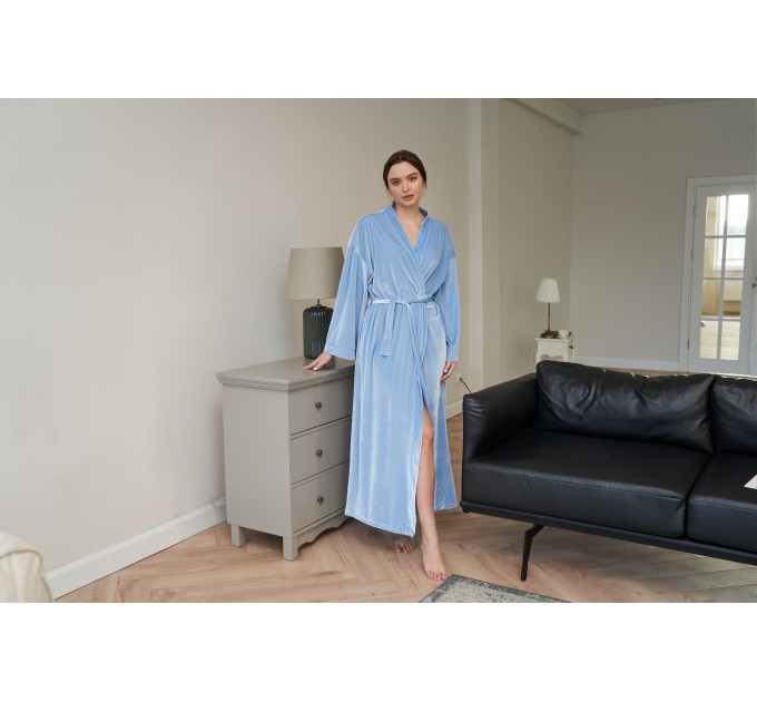 Kimono blue velvet robe 