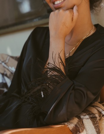 Feather black robe 