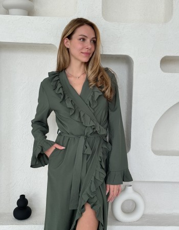 Olive viscose robe with ruffles 